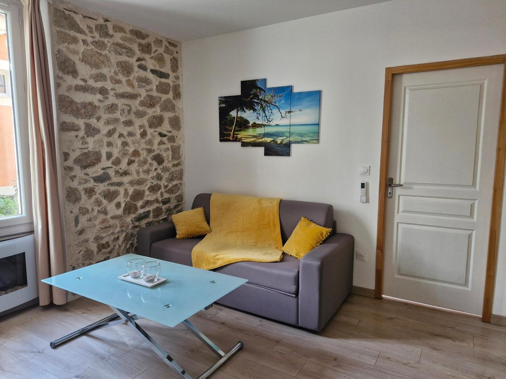 Appartement Tout Confort A 2 Pas Du Centre Ville Aubagne Exteriér fotografie