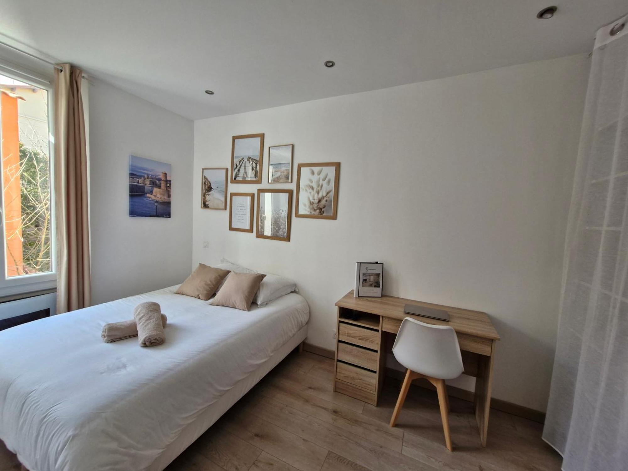 Appartement Tout Confort A 2 Pas Du Centre Ville Aubagne Exteriér fotografie