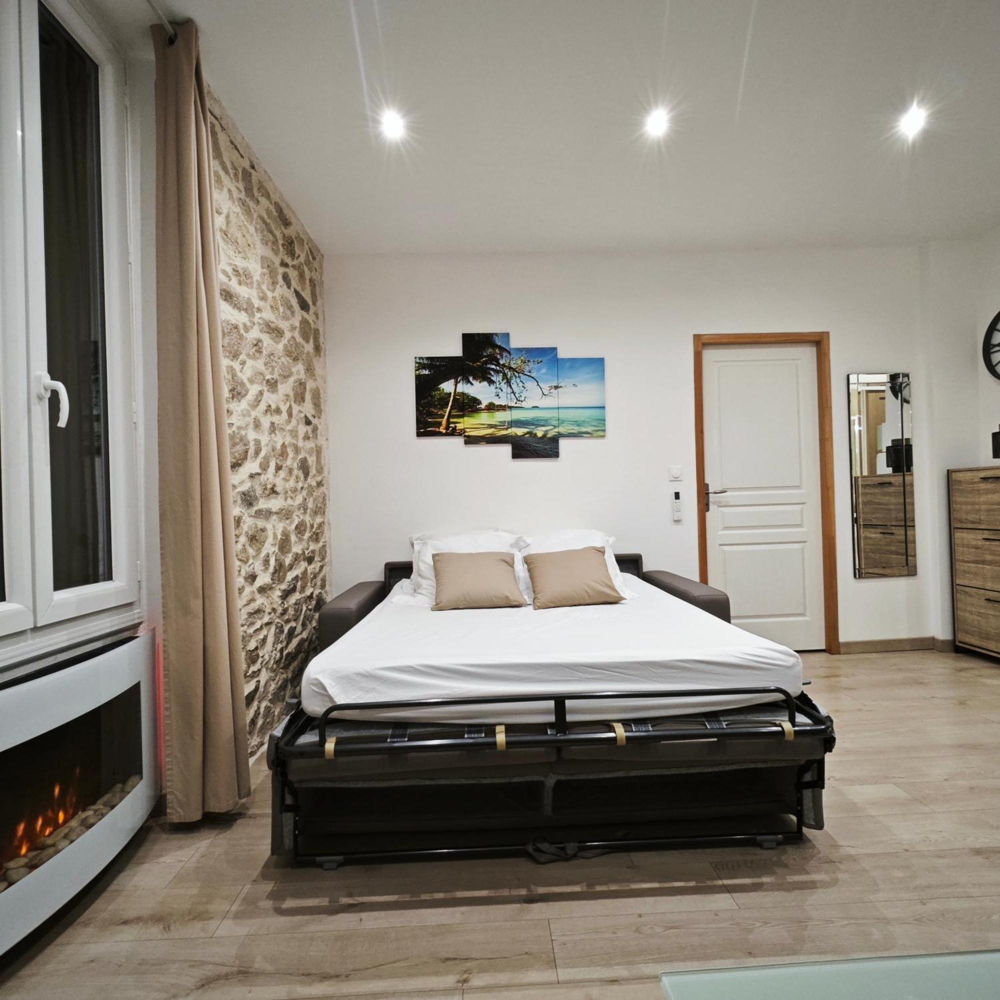 Appartement Tout Confort A 2 Pas Du Centre Ville Aubagne Exteriér fotografie